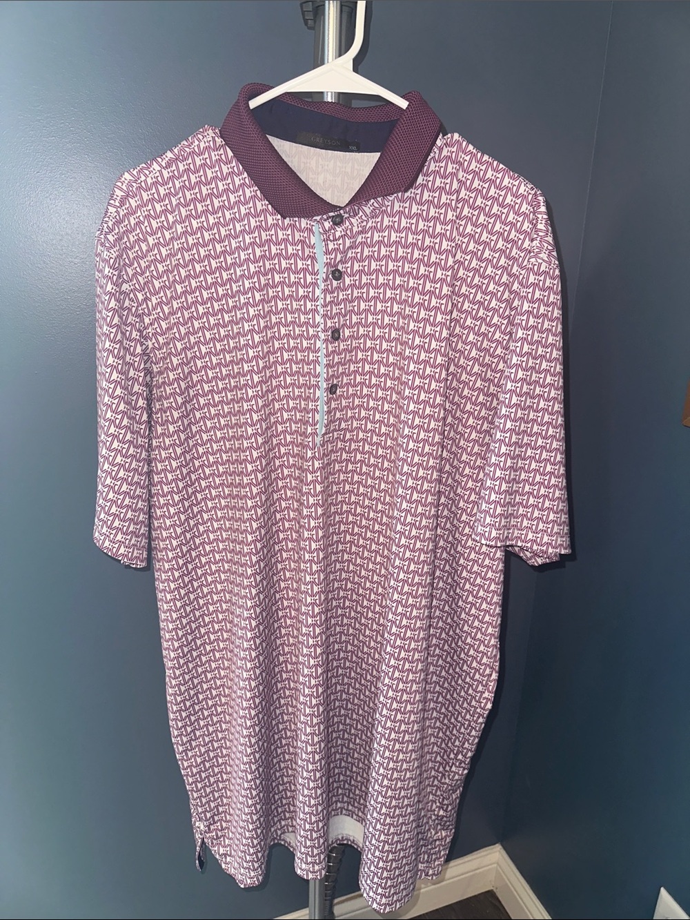 Greyson Patterned Polo Shirt in Maroon and White